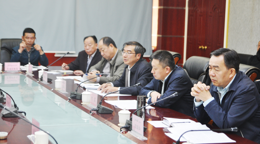 中金国泰走进新疆和田地区，服务“丝绸之路”经济带